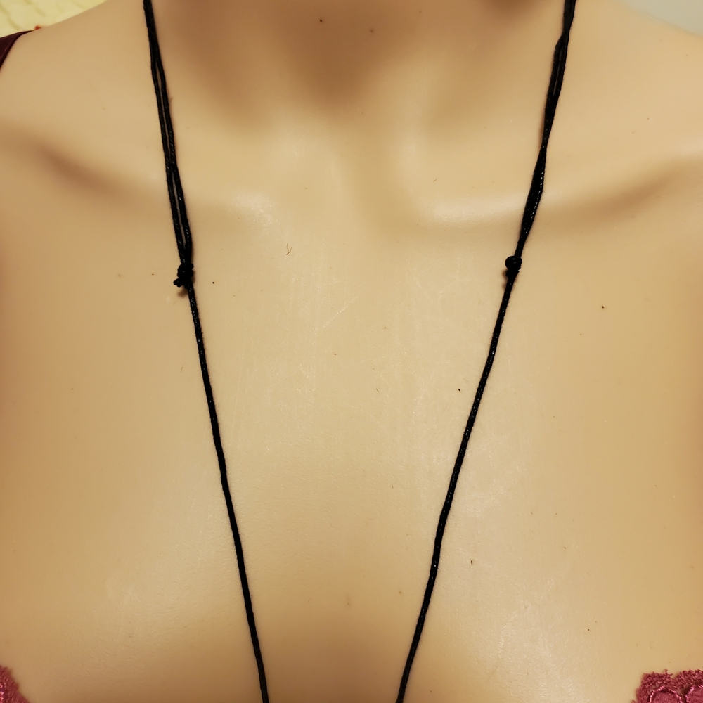 🛍️BUNDLE ONLY ITEM🛍️ Extra long necklace with/Copper chakra heart - Picture 3 of 8